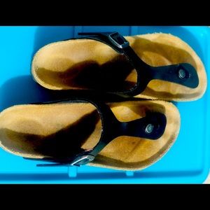 BIRKENSTOCK EZRAH BUCKLE SZ 39